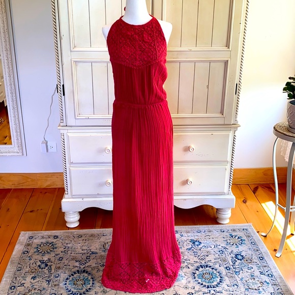 Jen’s Pirate Booty Red Maxi Dress - Picture 3 of 10